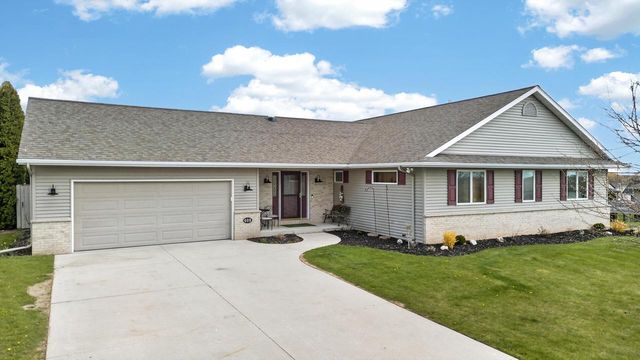 408 Michigan AVENUE, Oostburg, WI 53070