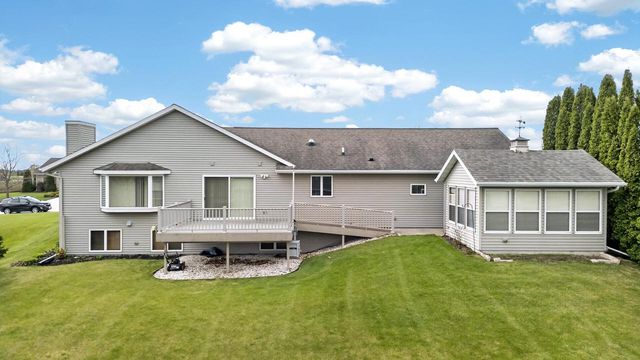 408 Michigan AVENUE, Oostburg, WI 53070