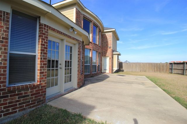 2719 Explorador, Grand Prairie, TX 75054
