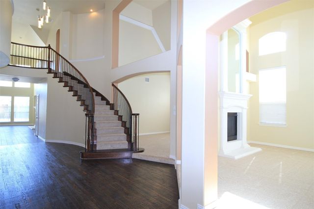 2719 Explorador, Grand Prairie, TX 75054