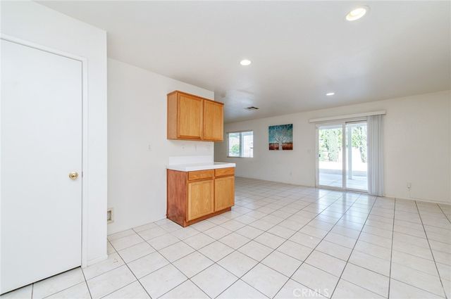 15083 Linking Ln, Victorville, CA 92394