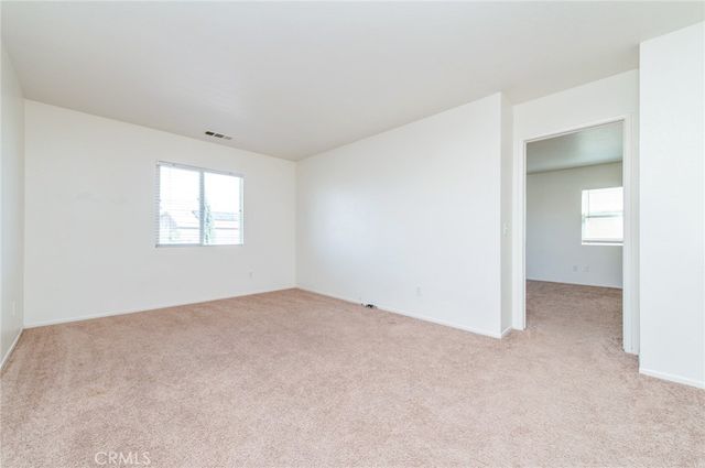15083 Linking Ln, Victorville, CA 92394