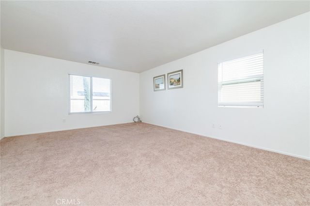 15083 Linking Ln, Victorville, CA 92394