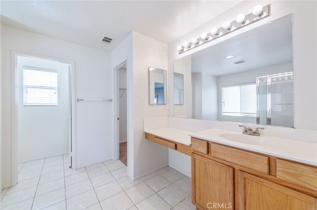15083 Linking Ln, Victorville, CA 92394