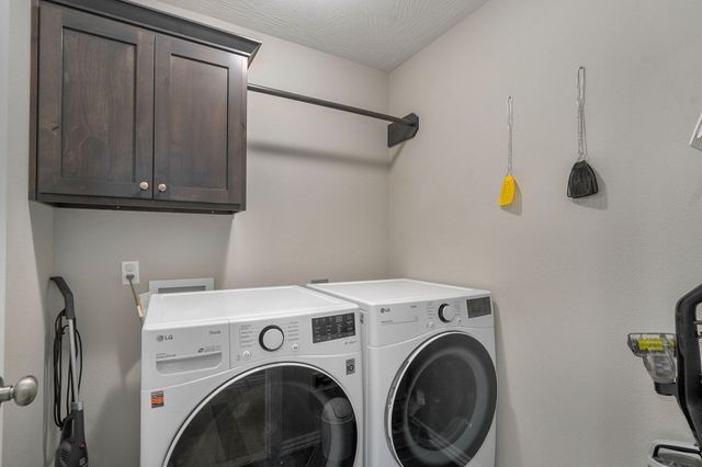 1309 S Appomattox Avenue, Republic, MO 65738