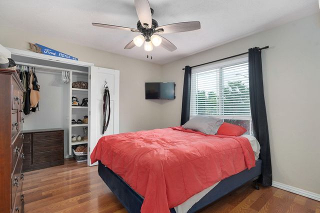 1309 S Appomattox Avenue, Republic, MO 65738