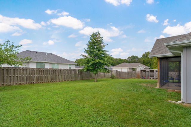1309 S Appomattox Avenue, Republic, MO 65738