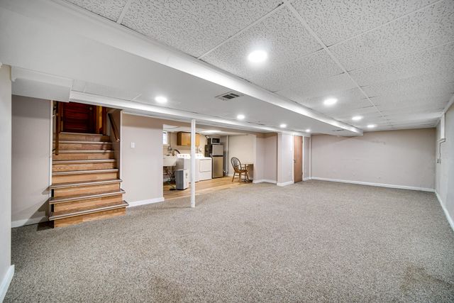 1325 Lake Avenue, Whiting, IN 46394