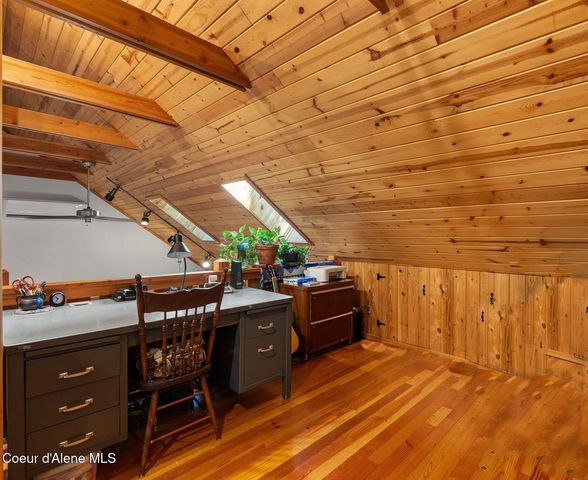 70 Hawkins Road, Sagle, ID 83860