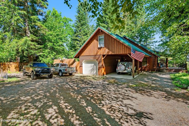 70 Hawkins Road, Sagle, ID 83860