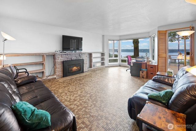 10445 Marine View Drive SW, Seattle, WA 98146