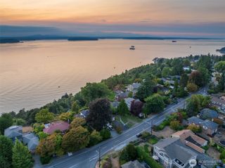 10445 Marine View Drive SW, Seattle, WA 98146