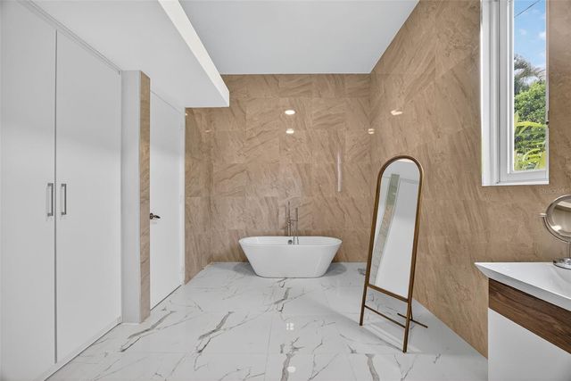 A9 SERRANIA, Guaynabo, PR 00966