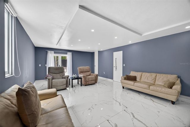 A9 SERRANIA, Guaynabo, PR 00966