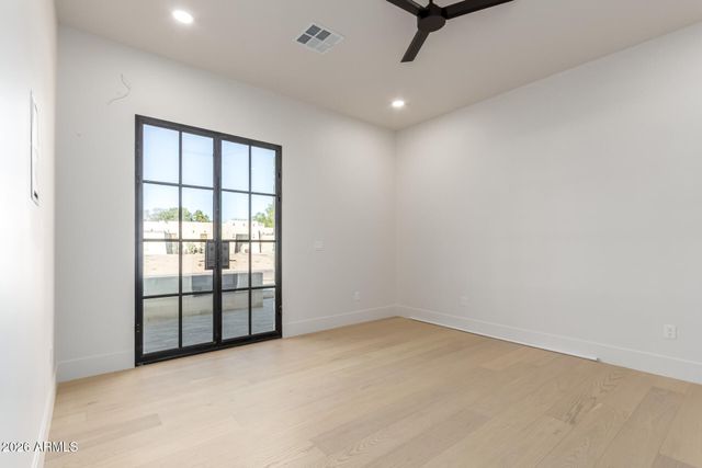 7053 E DREYFUS Avenue, Scottsdale, AZ 85254