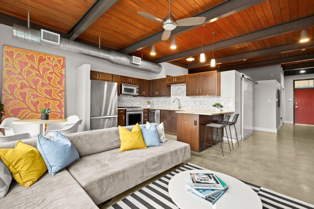 2205 N Lamar BLVD 114, Austin, TX 78705