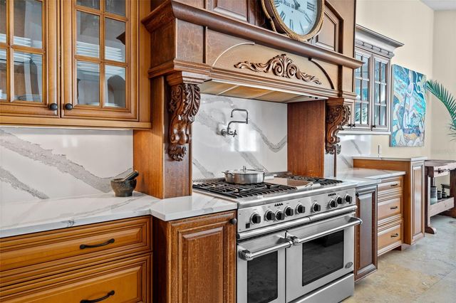 1394 HARBOR DRIVE, Sarasota, FL 34239