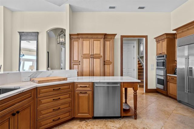 1394 HARBOR DRIVE, Sarasota, FL 34239