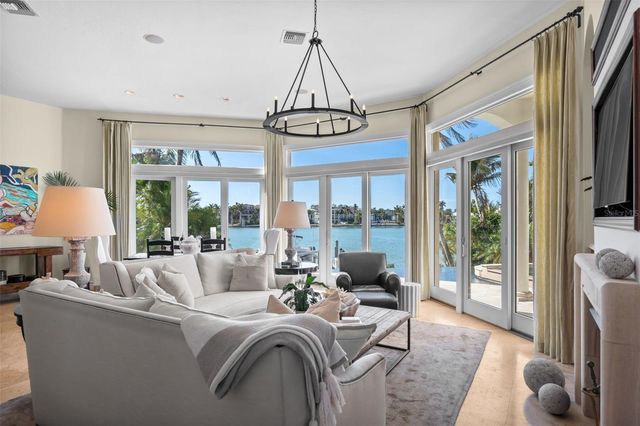 1394 HARBOR DRIVE, Sarasota, FL 34239