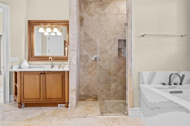 1394 HARBOR DRIVE, Sarasota, FL 34239