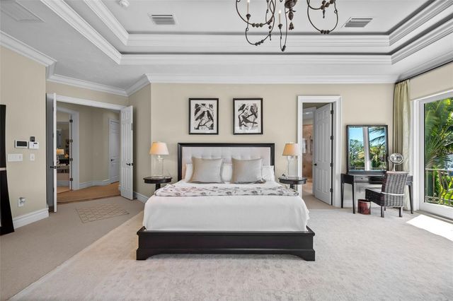 1394 HARBOR DRIVE, Sarasota, FL 34239