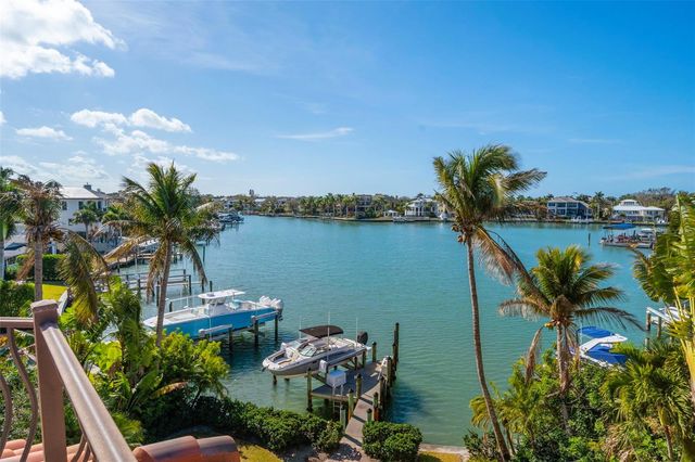 1394 HARBOR DRIVE, Sarasota, FL 34239