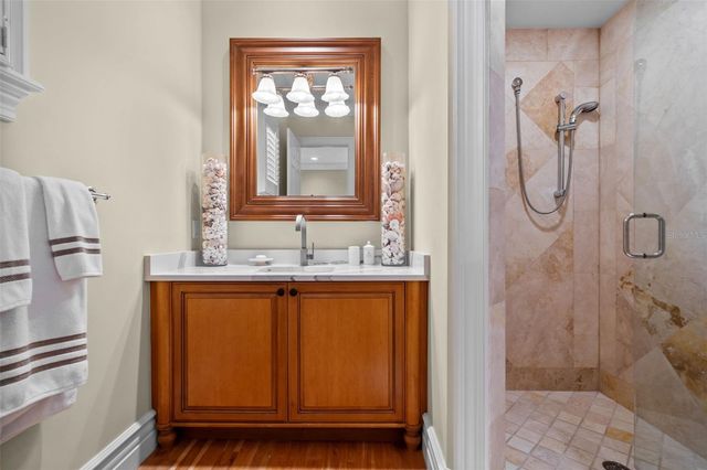 1394 HARBOR DRIVE, Sarasota, FL 34239