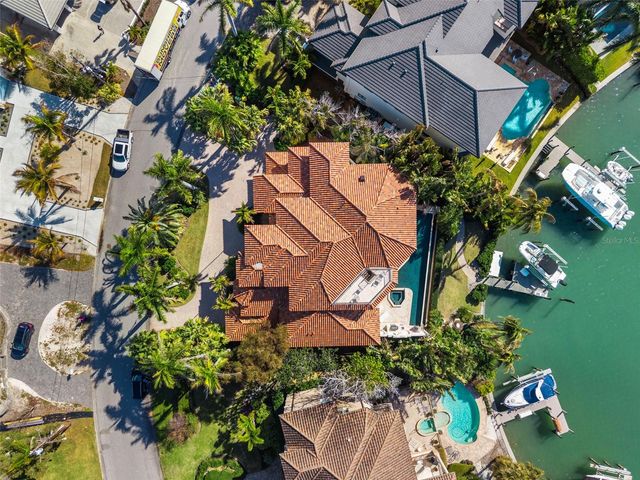 1394 HARBOR DRIVE, Sarasota, FL 34239