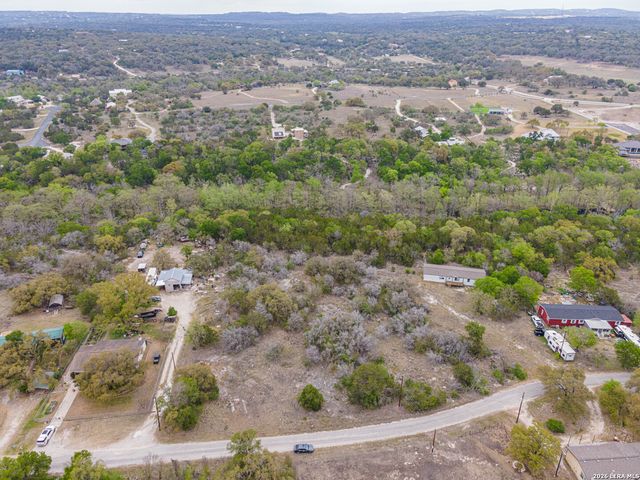 223 BLUFF VIEW DR, Spring Branch, TX 78070
