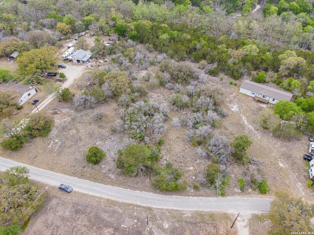 223 BLUFF VIEW DR, Spring Branch, TX 78070