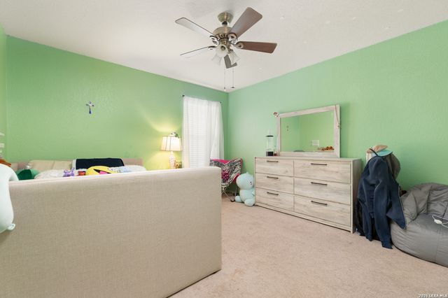 409 Circle Star, Schertz, TX 78154