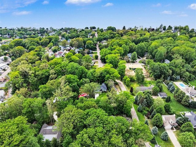 434 Beech Street, South Haven, MI 49090