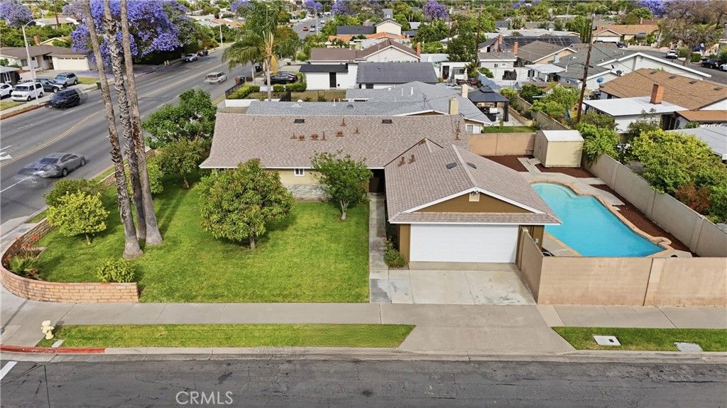 1946 W Broadway, Anaheim, CA 92804 — photo 2