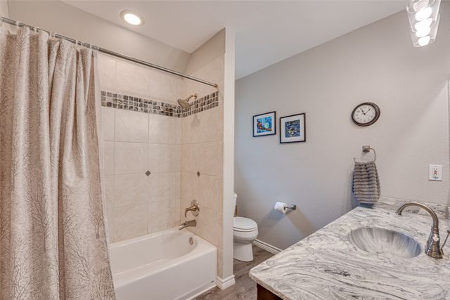 8720 Woodstream Drive, Frisco, TX 75034