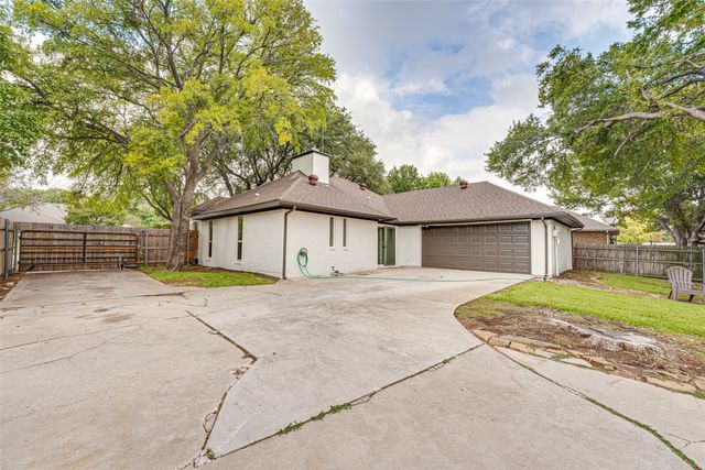 8720 Woodstream Drive, Frisco, TX 75034