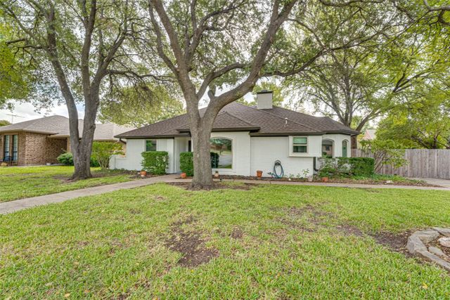 8720 Woodstream Drive, Frisco, TX 75034