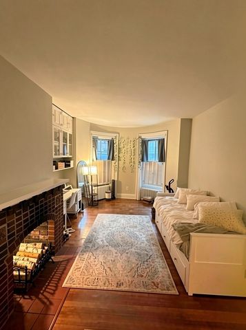 8 Brimmer Street 1A, Boston, MA 02108