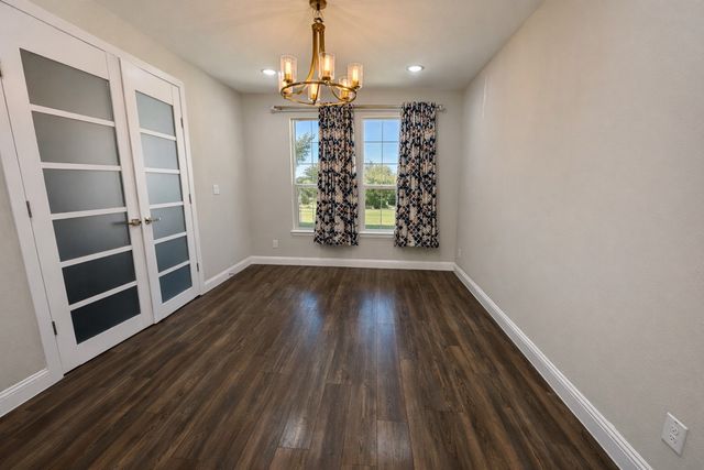 2136 W Chapman Lane, Little Elm, TX 75068