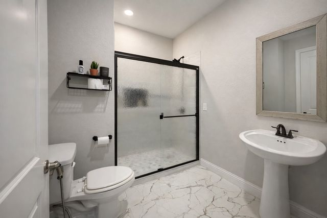 2136 W Chapman Lane, Little Elm, TX 75068