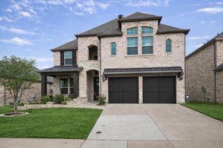 2136 W Chapman Lane, Little Elm, TX 75068
