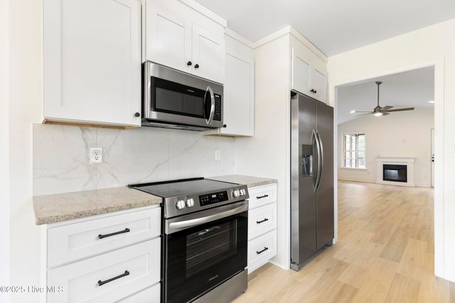 4930 N Hampton Drive SE, Southport, NC 28461