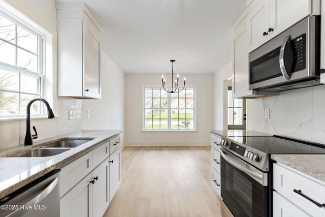 4930 N Hampton Drive SE, Southport, NC 28461