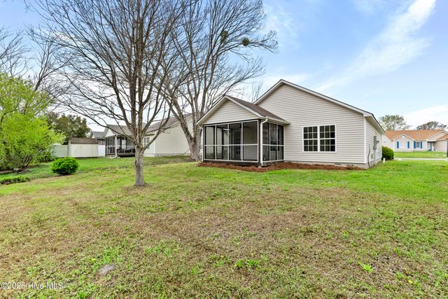 4930 N Hampton Drive SE, Southport, NC 28461