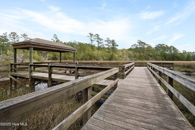 4930 N Hampton Drive SE, Southport, NC 28461