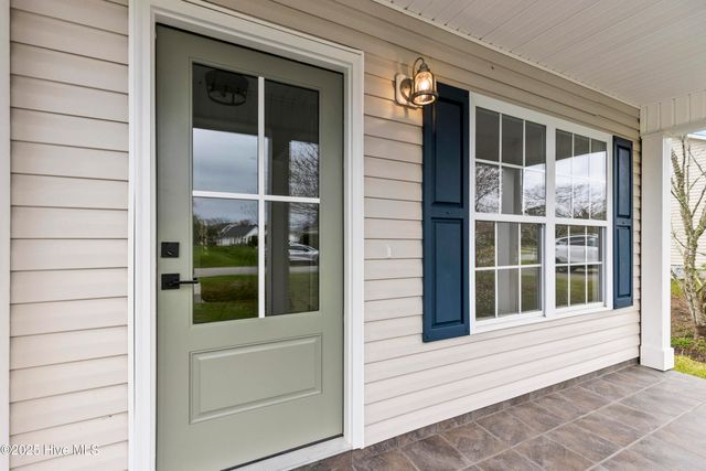 4930 N Hampton Drive SE, Southport, NC 28461