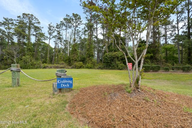 4930 N Hampton Drive SE, Southport, NC 28461