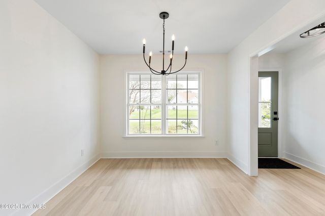 4930 N Hampton Drive SE, Southport, NC 28461