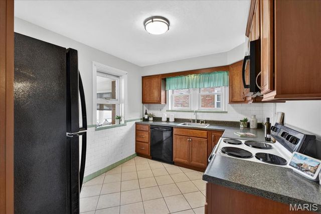 1719 Veronica Avenue, St Louis, MO 63147