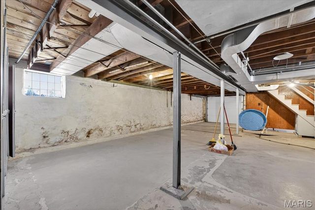 1719 Veronica Avenue, St Louis, MO 63147