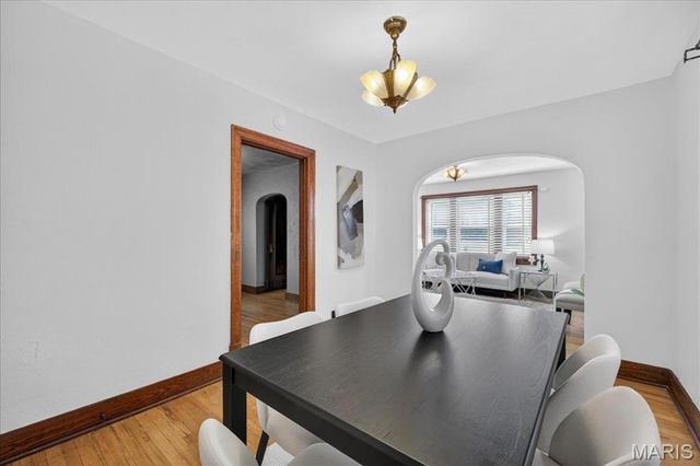 1719 Veronica Avenue, St Louis, MO 63147